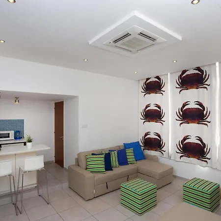 Athenaeum Beachside By Trulycyprus Apartament