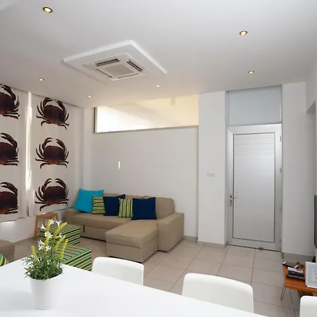 Athenaeum Beachside By Trulycyprus Apartament Limassol