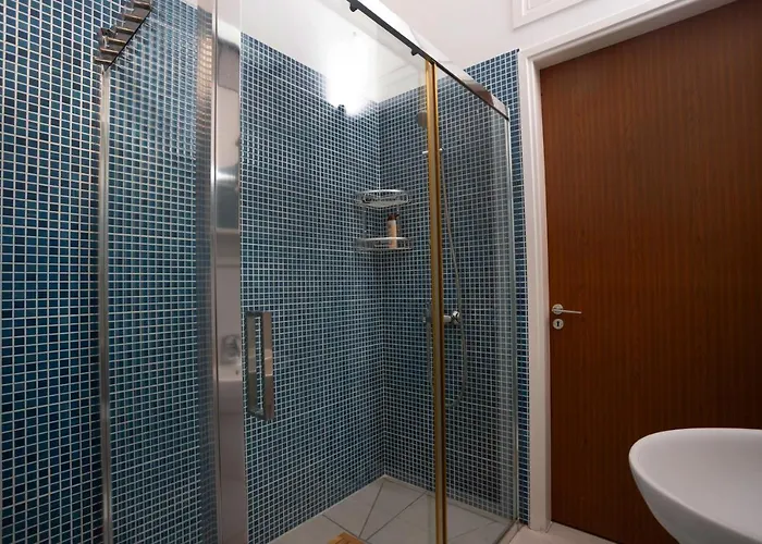 Athenaeum Beachside By Trulycyprus Апартаменты