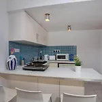Athenaeum Beachside By Trulycyprus Apartament *